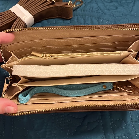 NWT Coffee Brown and Gold Purse and Wallet - Convertible with Shoulder Strap - Picture 4 of 7